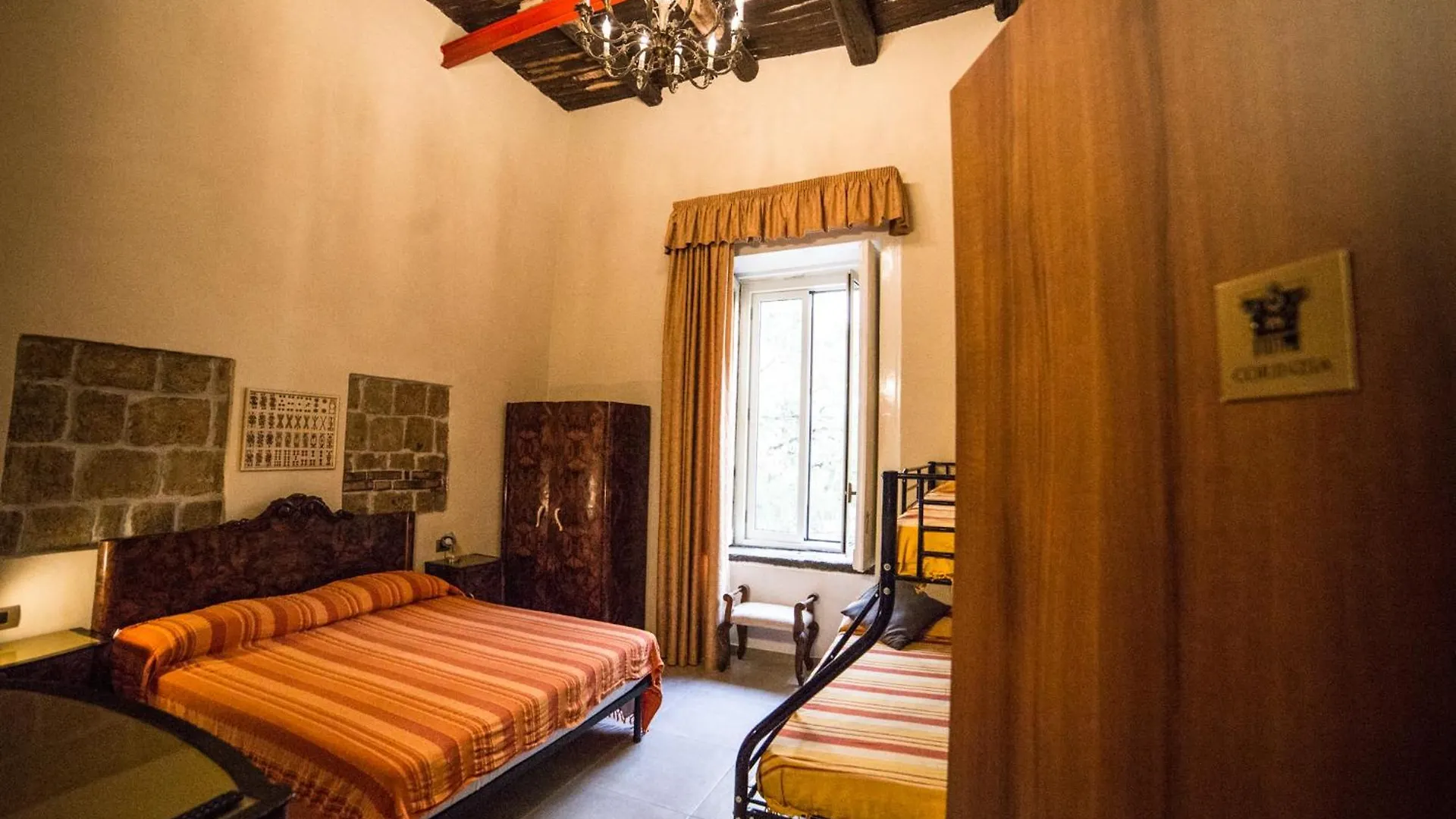 Colonna Bed Bed & Breakfast Naples