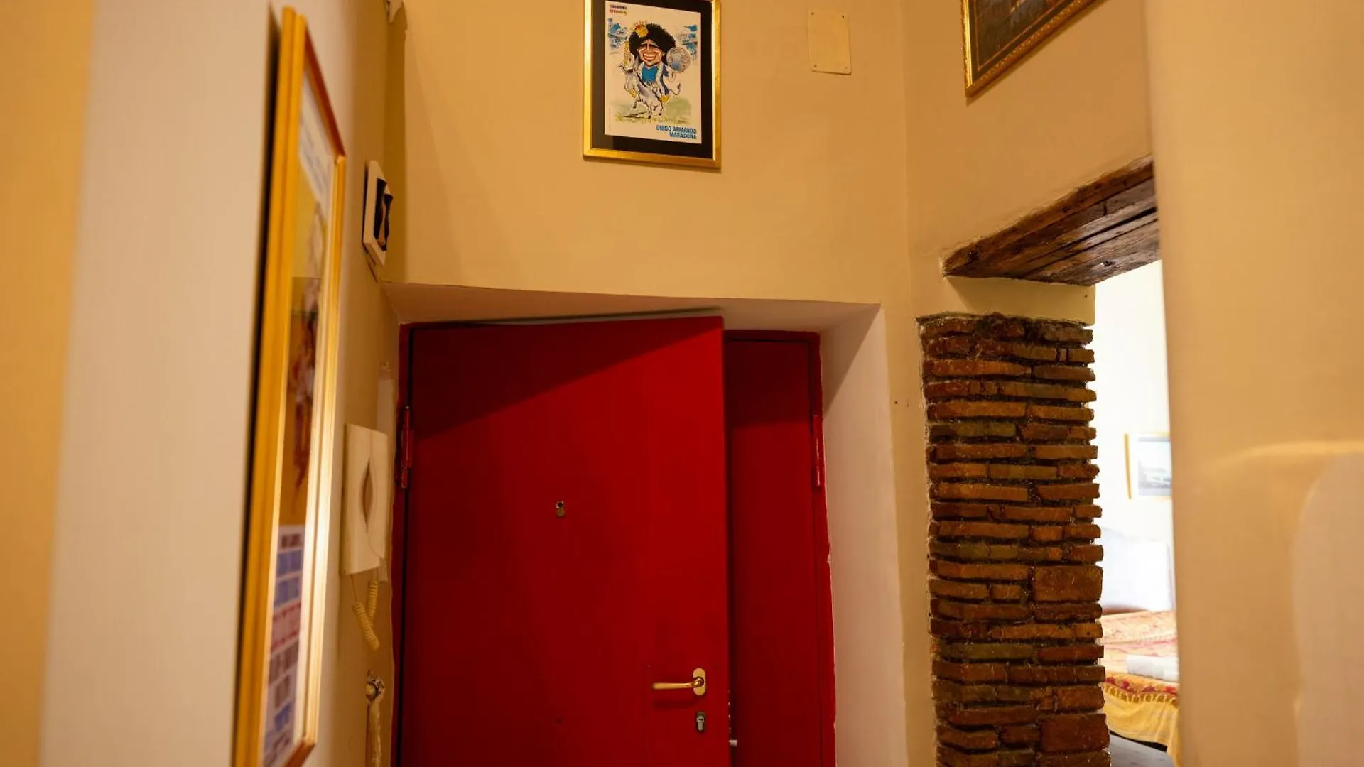 Colonna Bed Bed & Breakfast Naples Italy