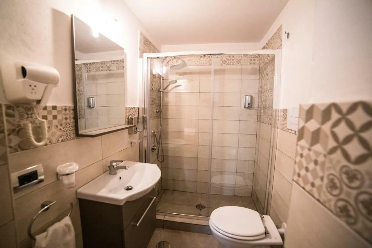 Colonna Bed Bed & Breakfast Naples