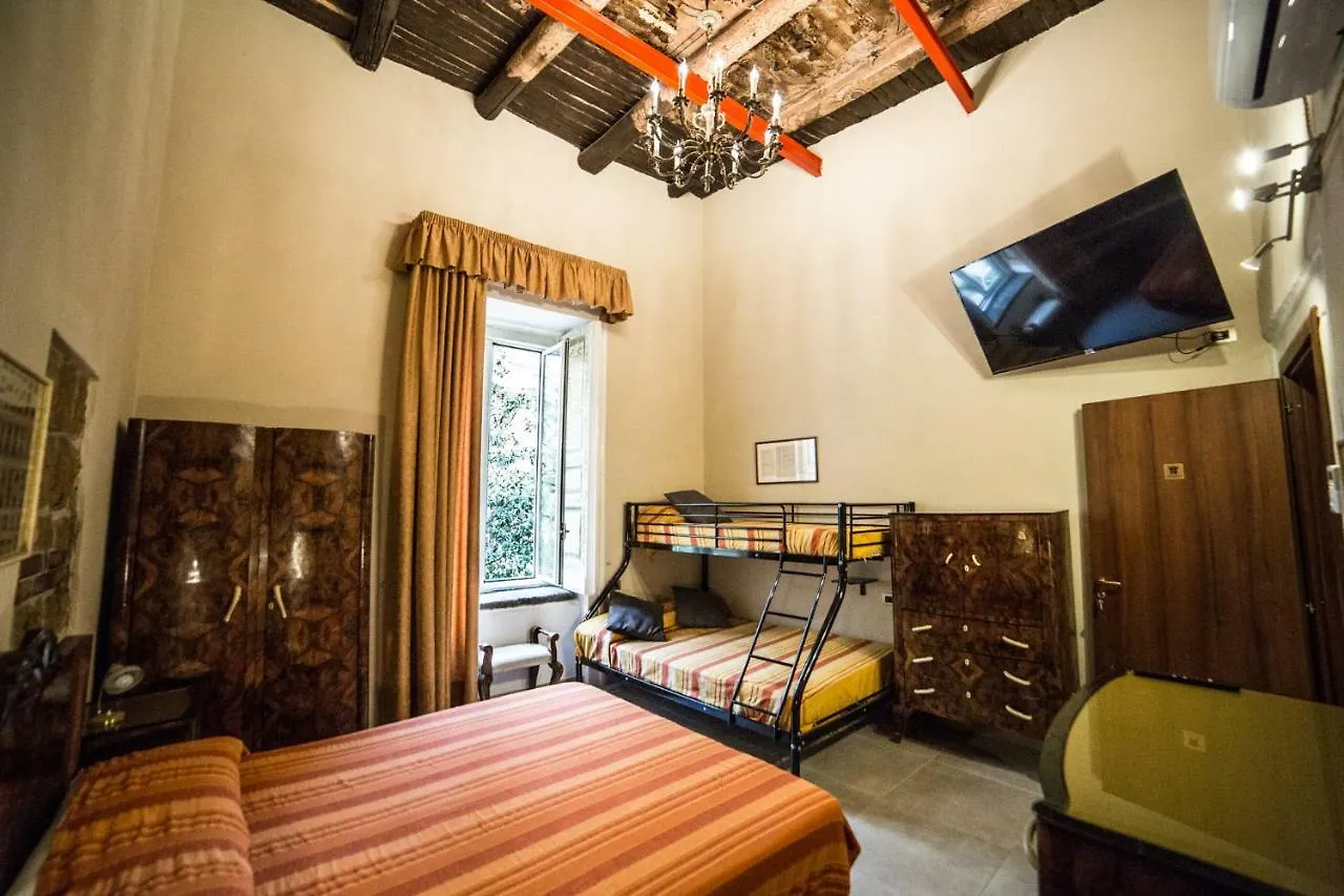 Colonna Bed Bed & Breakfast Naples 0*,