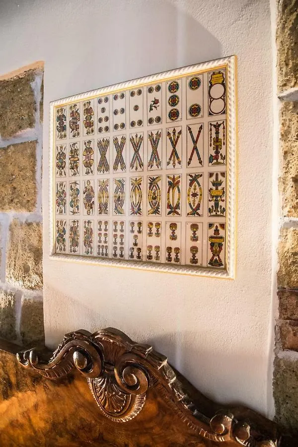 Colonna Bed Bed & Breakfast Naples