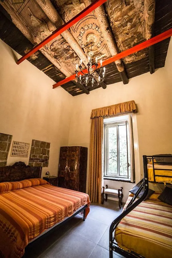 Colonna Bed Bed & Breakfast Naples