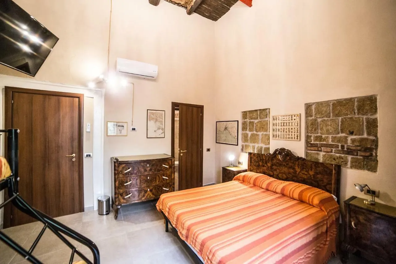 Colonna Bed Bed & Breakfast Naples Italy