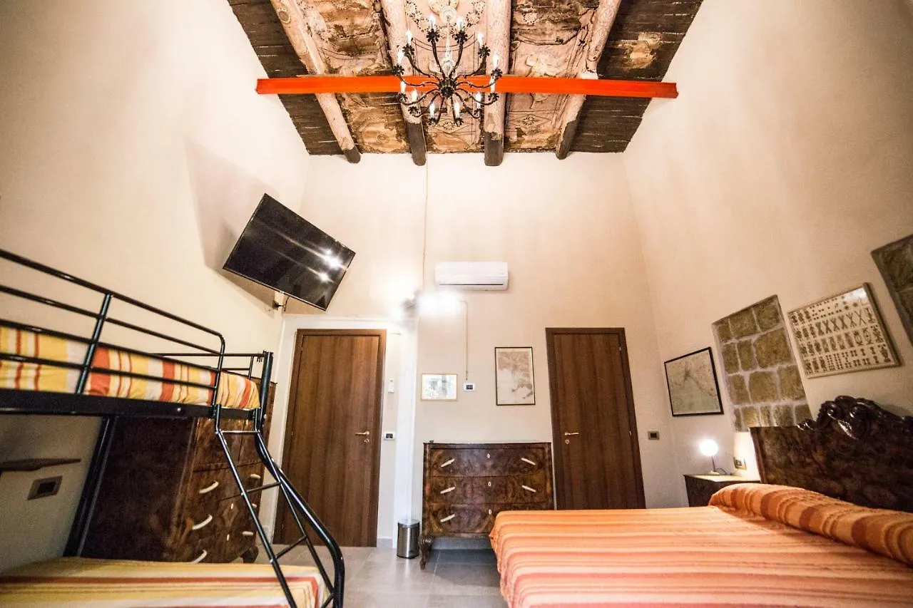 Colonna Bed Bed & Breakfast Naples 0*,  Italy